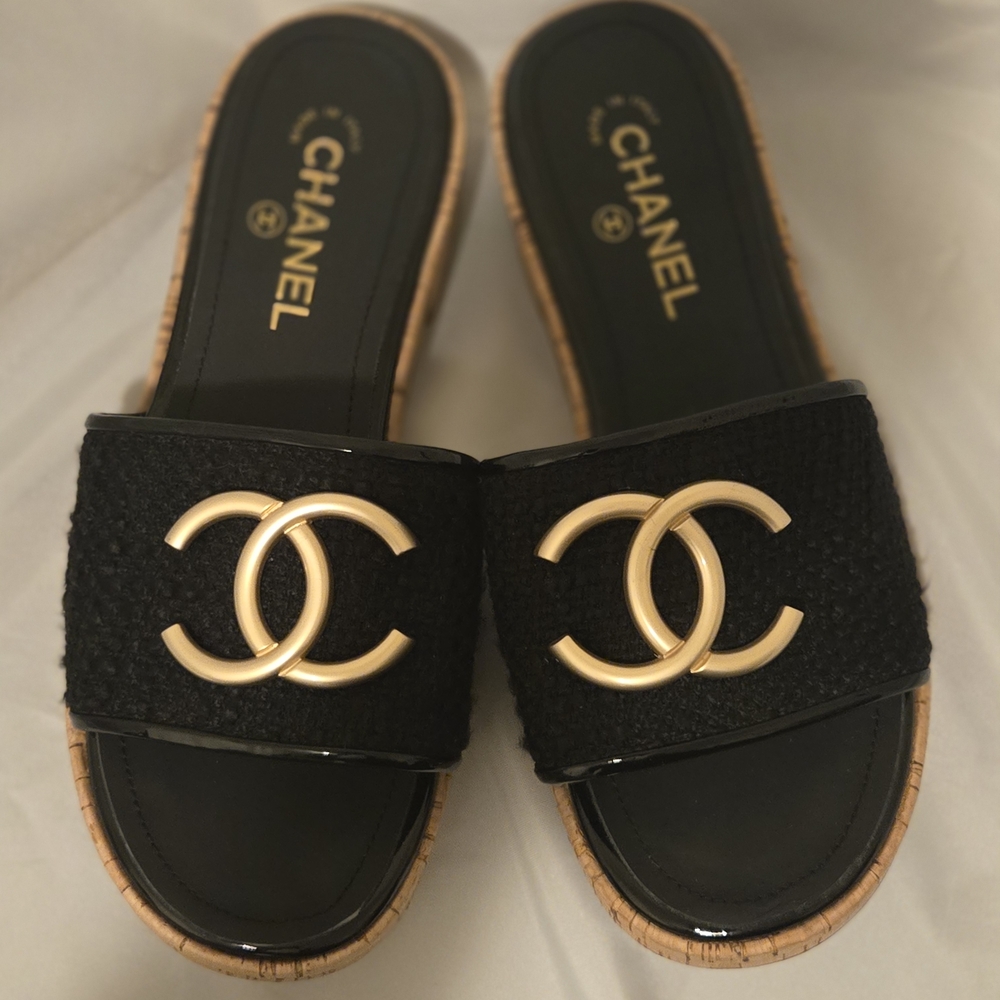 CHANEL Women's Mule with Gold Logo Leather and Cork Sandals
